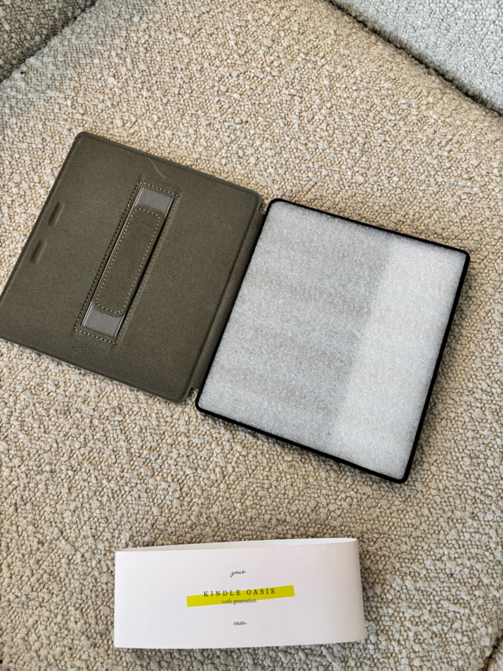 NWT Kindle Oasis Case | Page | Pink & Green Striped "Rather Be Reading” - Picture 4 of 4